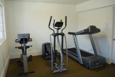 Travelodge Inn & Suites By Wyndham Yucca Valley/Joshua Tree מראה חיצוני תמונה