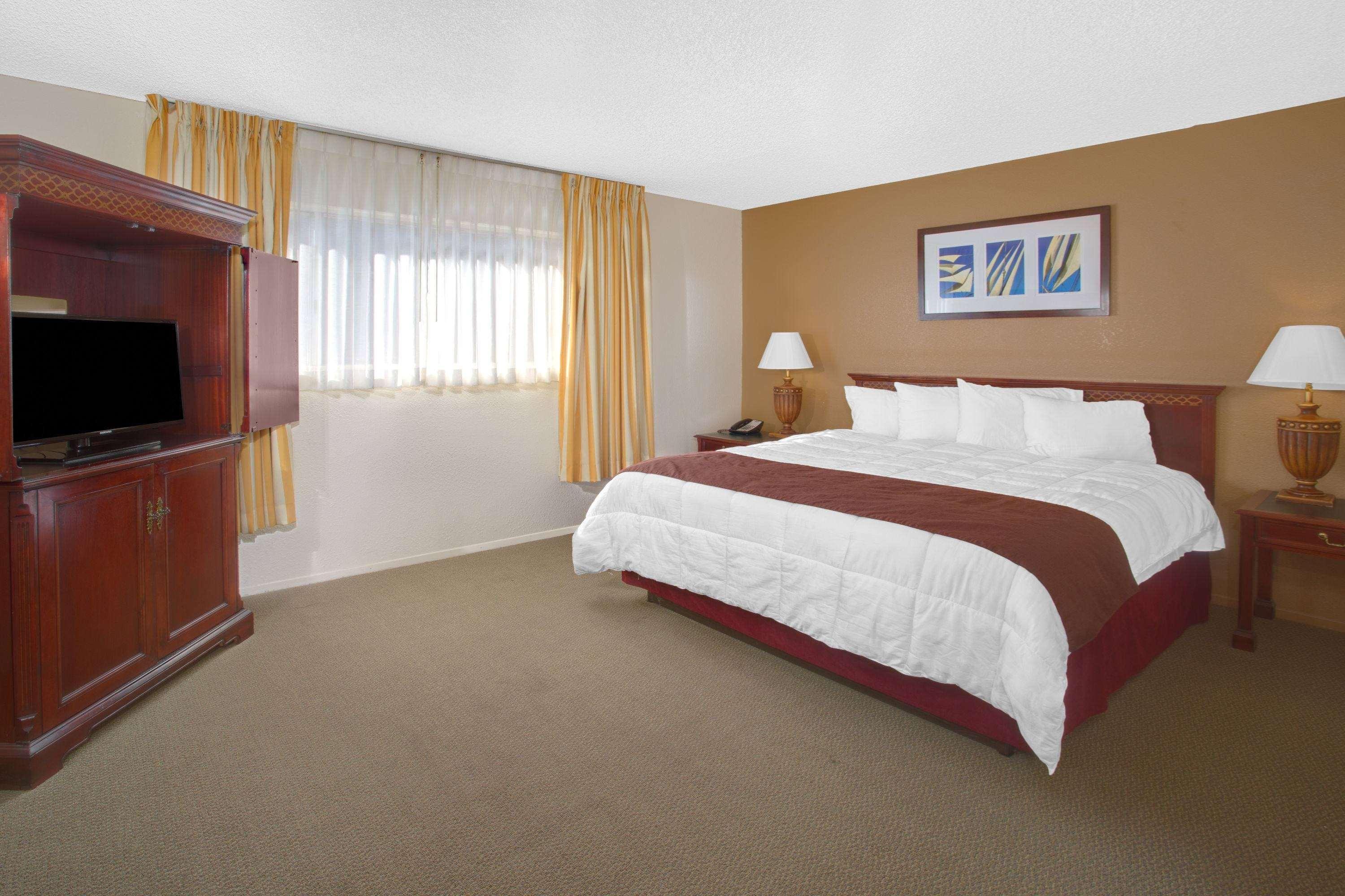 Travelodge Inn & Suites By Wyndham Yucca Valley/Joshua Tree מראה חיצוני תמונה